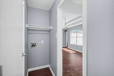 12610 Rio Bravo Street, Rosharon, TX 77583 - Photo 17