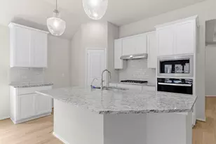 235 Navasota Narrows Wy, Conroe, TX 77304 - Photo 3