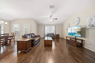 2729 Skinner Dr, Waco, TX 76655 - Photo 11