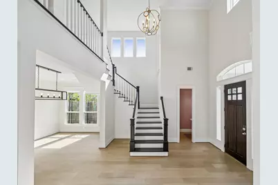 8558 Ridgepoint Drive, Houston, TX 77055 - Photo 3
