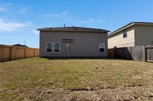 200 Bennett St, Angleton, TX 77515 - Photo 5