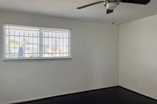 12327 Crest Lake Dr, Houston, TX 77072 - Photo 33