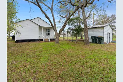 107 Mulberry Street, Hallettsville, TX 77964 - Photo 23
