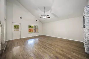 16431 Lazo Cyn Wy, Houston, TX 77049 - Photo 9