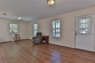 123 Robinson Rd, Oyster Creek, TX 77541 - Photo 7