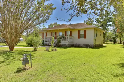 123 Robinson Road, Oyster Creek, TX 77541 - Photo 3