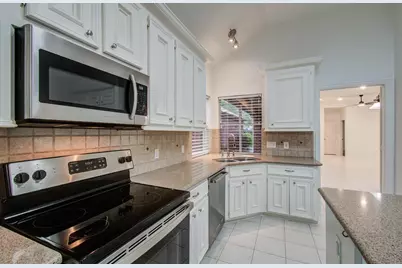 7203 W Hearthstone Green Drive, Houston, TX 77095 - Photo 7