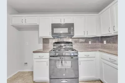 10623 Redwood Drive, Baytown, TX 77523 - Photo 15