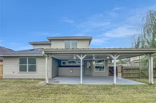 10623 Redwood Dr, Baytown, TX 77523 - Photo 5