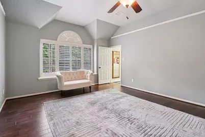 18 Woodmere Place, The Woodlands, TX 77381 - Photo 23