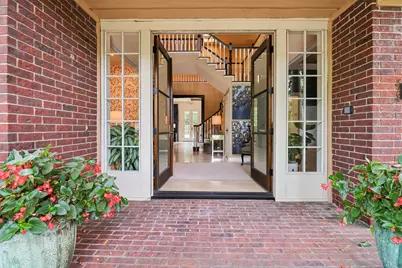 18 Woodmere Place, The Woodlands, TX 77381 - Photo 3