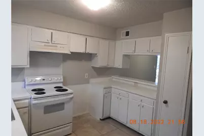 6405 Westward Street #88, Houston, TX 77081 - Photo 7