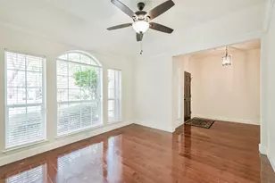 7 Heron Hollow Ct, The Woodlands, TX 77382 - Photo 9