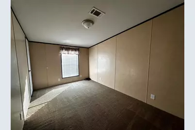 190 E Austin Avenue, Onalaska, TX 77360 - Photo 15