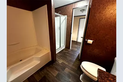 190 E Austin Avenue, Onalaska, TX 77360 - Photo 9