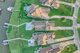 18851 Serene Water Dr, Montgomery, TX 77356 - Photo 3