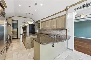 3408 Briar Creek Dr, Beaumont, TX 77706 - Photo 17