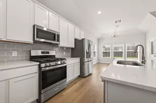 1701 Cindy Ln, Conroe, TX 77304 - Photo 5