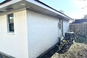 2906 Spring Creek Ln, Pearland, TX 77581 - Photo 23