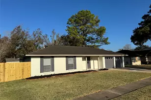 2906 Spring Creek Ln, Pearland, TX 77581 - Photo 3