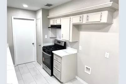 2906 Spring Creek Lane, Pearland, TX 77581 - Photo 11