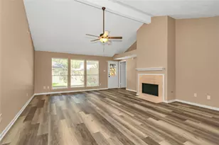 8235 Alabaster Dr, Houston, TX 77083 - Photo 21