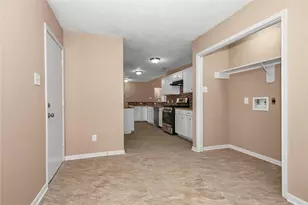 8235 Alabaster Dr, Houston, TX 77083 - Photo 19