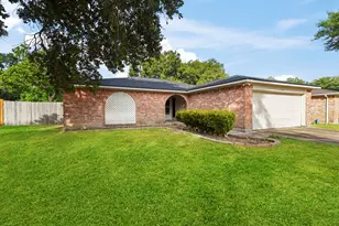 1223 Bramblebury Dr, Sugar Land, TX 77498 - Photo 35