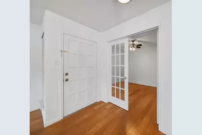 1223 Bramblebury Drive, Sugar Land, TX 77498 - Photo 5