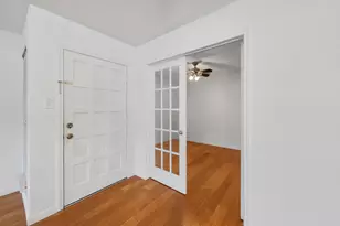 1223 Bramblebury Dr, Sugar Land, TX 77498 - Photo 5