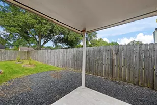 1223 Bramblebury Dr, Sugar Land, TX 77498 - Photo 31