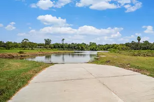 4310 Karam Lndg, Dickinson, TX 77539 - Photo 17