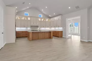 6506 Walnut Vine Dr, Manvel, TX 77578 - Photo 7