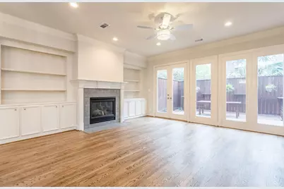 2504 Park Street #B, Houston, TX 77019 - Photo 7