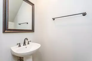 2504 Park St, Houston, TX 77019 - Photo 11