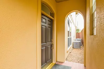 2504 Park Street #B, Houston, TX 77019 - Photo 3