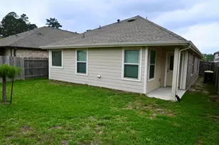 108 Shadow Leaf Trl, Conroe, TX 77378 - Photo 13