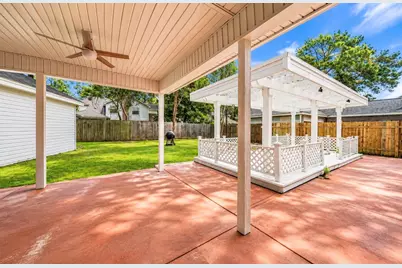 17518 Sandy Cliffs Drive, Houston, TX 77090 - Photo 25