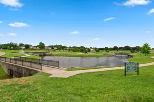 3936 Laura Leigh Dr, Friendswood, TX 77546 - Photo 19