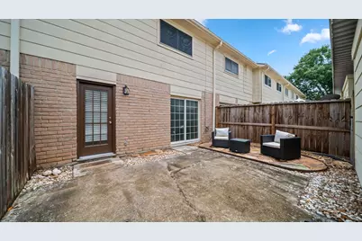 3936 Laura Leigh Drive, Friendswood, TX 77546 - Photo 13