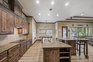 514 Pinehurst Dr, New Ulm, TX 78950 - Photo 15