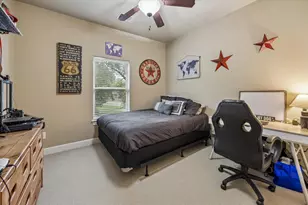 514 Pinehurst Dr, New Ulm, TX 78950 - Photo 21
