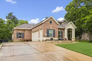 514 Pinehurst Dr, New Ulm, TX 78950 - Photo 33