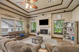 514 Pinehurst Dr, New Ulm, TX 78950 - Photo 9