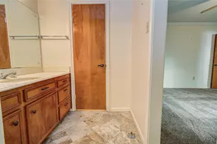 10915 Kitty Brook Dr, Houston, TX 77071 - Photo 27