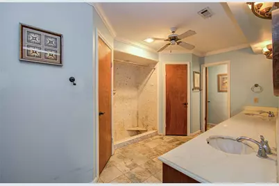 10915 Kitty Brook Drive, Houston, TX 77071 - Photo 15