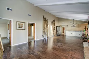 10915 Kitty Brook Dr, Houston, TX 77071 - Photo 11