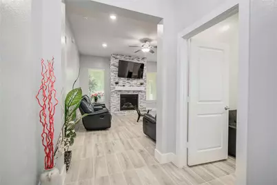 11707 Barwood Bend Drive, Houston, TX 77065 - Photo 39