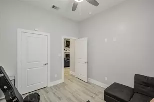 11707 Barwood Bend Dr, Houston, TX 77065 - Photo 17