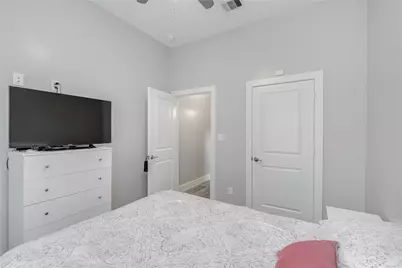 11707 Barwood Bend Drive, Houston, TX 77065 - Photo 21